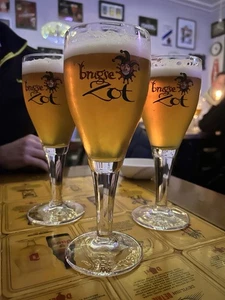 Set Of 2 x 33cl Brugse Zot Boxed Belgian Beer Glasses - Picture 1 of 1