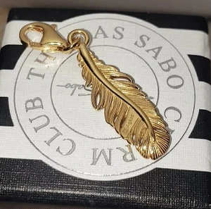 Thomas Sabo 18ct Yellow Gold plated Feather Charm Pendant RRP£45 Rare - Imagen 1 de 5