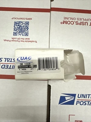 HVAC Pressure Transducer UAC SW 10087C - Image 1 of 2