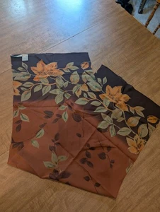 Wunderschöner transparenter Herbstblätter Jones New York, Anzugschal länglich Seidentuch - Bild 1 von 3