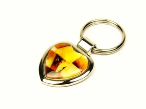 Metal Keychain Keyring Pendant Baltic Amber Mosaic Souvenir Natural Heart 6403 - Picture 1 of 8