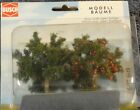 BUSCH HO SCALE 1/87 TWO FRUIT TREES WITH SUPER FOLIAGE