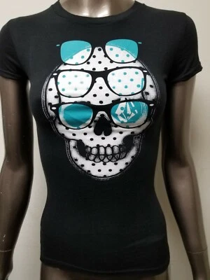 New Volcom Juniors Shady Skulz Crew Shirt top. - Image 1 of 3