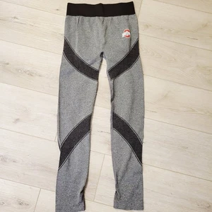 Ohio State Buckeyes Leggings Size Med Womens Sz 3/4 Gray Black Red - Picture 1 of 4
