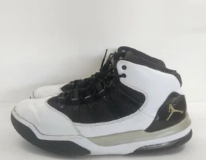 Nike Jordan Max Aura Men’s AQ9084-107 White Metallic Gold Black Men’s Size 13 - Picture 1 of 12