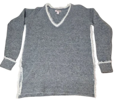 Suéter para mujer Forever 21 gris y blanco ribete difuso suave para mujer talla pequeña largo Foto 1 de 4