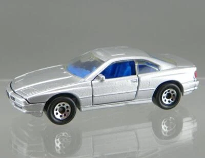 De colección 1992 Matchbox MB49 Diecast 1/62 plateado BMW 850i con puertas abiertas raro casi nuevo Foto 1 de 4