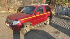 mitsubishi shogun 4 work spares or repair - Picture 1 of 6
