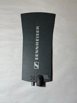 Sennheiser A1031-U Passive Omni-Directional Remote UHF Antenna - Image 1 of 3
