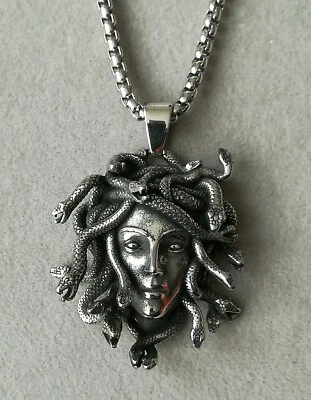 Medusa Edelstahl Anhänger Mit Halskette Silber Gorgone Gothic Frau Kopf Schlange - Bild 1 von 4