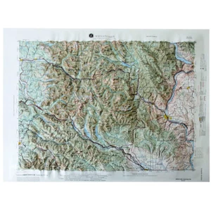 Hubbard Scientific 3D Wenatchee, Washington Map, 28" x 21" - Unframed - Picture 1 of 4