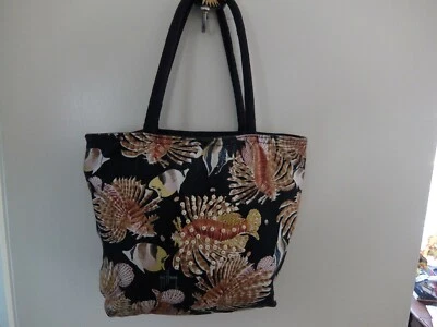 Bolso de Mano Guy Harvey Pez León Algodón 14"W Foto 1 de 4