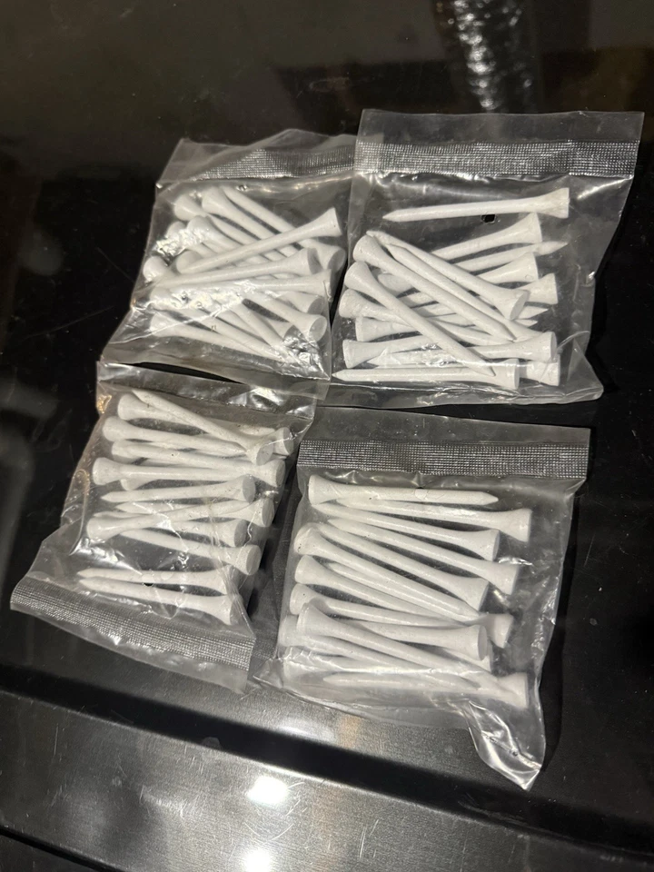 60 Solid White Golf Tees (4 Packs. 15 Tees P/pack) BULK GOLF TEES - Image 1 of 1