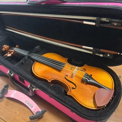 Nicolo Sandi 1/4 Violin NSN501 with Bow, Pink Case, Shoulder Rest, Used - Image 1 of 4