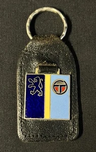 PEUGEOT TALBOT PICCADILLY LONDON OLDTIMER EMAILLE AUTO ABZEICHEN SCHLÜSSELRING ANHÄNGER - Bild 1 von 7