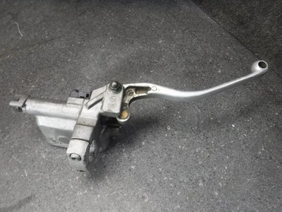 Главный цилиндр переднего тормоза 97 Honda Valkyrie 1500 GL1500C GL1500 101A - Изображение 1 из 4