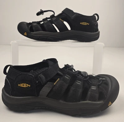Sandália Keen Newport H2 unissex juvenil 5/37 feminina 6.5 preta nylon impermeável sapatos - Imagem 1 de 4