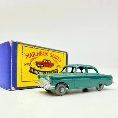 Matchbox Lesney 33a Ford Zodiac Dark Green MW Boxed Regular wheels - Image 1 of 4
