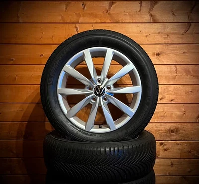 VW T-Roc Dijon 17 Zoll Felgen Winterreifen Winterräder 5G0601025K - Bild 1 von 4