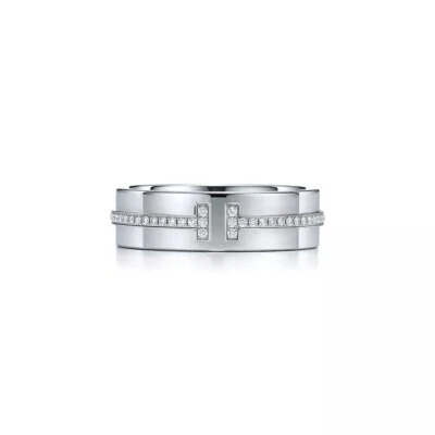 Anillo en T de diamantes de 5,5 mm de ancho de oro blanco de 18 quilates TIFFANY & Co. 8 Foto 1 de 4