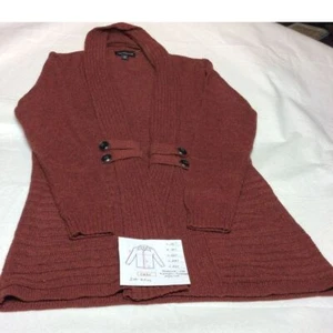 Cárdigan Suéter Fortune + Ivy Tejido Acanalado Detalle Botón Óxido/Marrón Mediano - Imagen 1 de 5