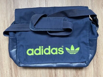 adidas tasche airliner blau gebraucht ca. 40x30 Retro Kult - Bild 1 von 4