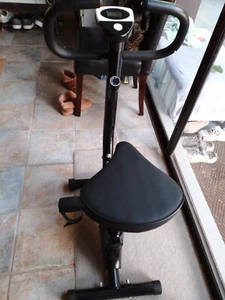 exercise bike-kids - Picture 1 of 4