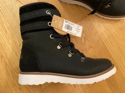 NUEVO CON ETIQUETAS Botas Roxy Monika Talla 8.5 Negras Imitación Cuero Piel Medio Pantorrilla Con Cordones Plegables Foto 1 de 4