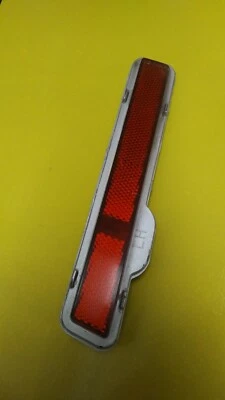 Cadillac Fleetwood Brougham Deville 1980-89 lente de luz marcadora trasera izquierda (tracción trasera) Foto 1 de 4