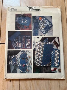 Vogue Patterns Sewing Pattern Travel Acc Sewing Bag Hand Bag Vintage 1528 - Picture 1 of 3