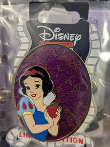 Limited Edition Snow White Disney Pin - Picture 1 of 1