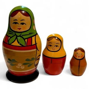 Vintage russische Matroschka verschachtelte Puppen 3 Stück handbemalt UdSSR 1980er Volkskunst - Bild 1 von 7