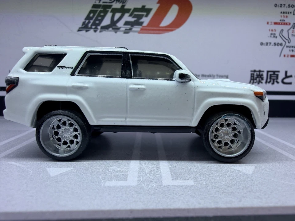 Hot Wheels '18 Toyota 4Runner Premium Boulevard Diecast rueda suelta intercambiable en 3D Foto 1 de 4