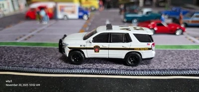 Литой на заказ Chevy Tahoe #A1 2021 полиция штата Пенсильвания Greenlight 12 1:64 - Изображение 1 из 4