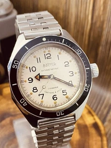 Vintage VOSTOK Amphibia Mechanical 17 Jewels Men's Wrist Watch USSR #8513 - Picture 1 of 24