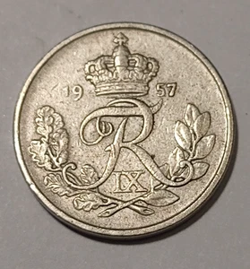* Denmark * 10 öre  * 1957  *Copper-Nickel *  Cond.  1+ * - Picture 1 of 2