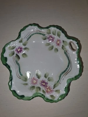 Green & Pink Floral Japan Dish / Ashtray.  Stunning - Image 1 of 4