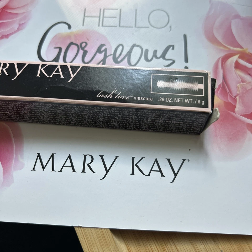 Mary Kay Lash Love Brown #041482 Full Size .28 oz - Image 1 of 1