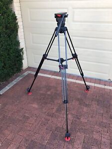 Sachtler System18 S1 SL MCF Tripod with Portabrace case in excellent condition
