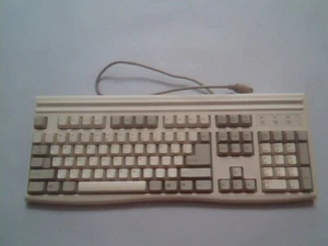 Mitsumi Keyboard KPQ-E99ZC-13 5-pin DIN KPQEA4ZA USA - vintage, working - Picture 1 of 8