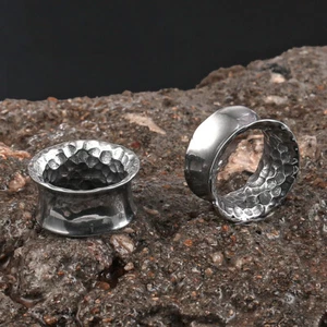 2PCS 316L Stainless Steel Hammer Ear Tunnels Plugs Stretcher Studs Body Jewelry - Picture 1 of 15