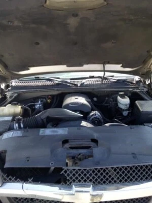 Motor soplador de climatización usado se adapta a: camioneta Chevrolet Silverado 1500 2003 estilo clásico Foto 1 de 4