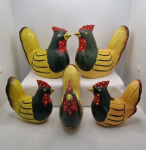 5 Wooden Chicken Rooster Figures Wood Carved Hand Painted Wood Folk Art Vintage - Picture 1 of 19