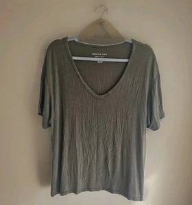 American Eagle Soft & Sexy V Neck T Shirt Medium Dark Brown Relaxed - Picture 1 of 3