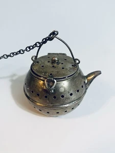 Antiguo infusor colador de bolas de té Webster de plata esterlina estampado ESTERLINA - Imagen 1 de 6