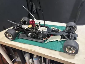 Kyosho F1 Ferrari F2004 2WD 1:8 Nitro RC Radio Control Chassis Set F/S From JP - Picture 1 of 9