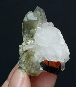 Brookit mit Quarz aus Belutschistan Pakistan. - Bild 1 von 6