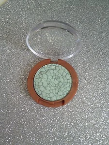 INNOXA OMBRE A PAUPIERES MONO VERT EMMERAUDE TESTE OPHTALMOLOGIQUEMENT  - Bild 1 von 1