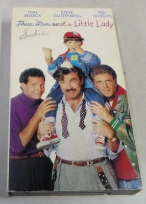 Three Men and a Little Lady Tom Selleck, Steve Guttenberg, Ted Danson VHS Tape Foto 1 de 4