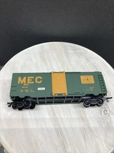 LIFE-LIKE HO Scale Train Box Car MEC 25143 Maine Central Green Freight 21914 - Picture 1 of 5